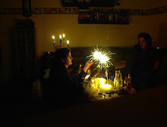 19.01 01:20 Pure Gemtlichkeit mit vielen Kerzen...