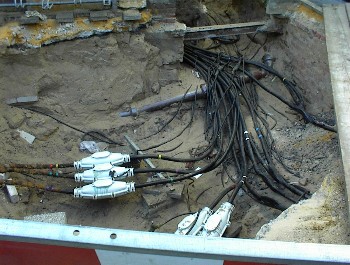 24.05 19:45 *gg* Rainer und ich sind Elektriker!