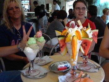 25.05 17:49 Das Eis hier in Bocholt ist 1. Klasse!