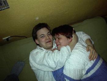 23.02.02 17:36 ...nur das es hier andauernd blitzt ;o)