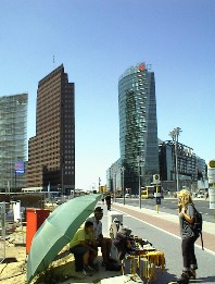 27.07 13:01 miri redet mit Wegelagerern *gg*