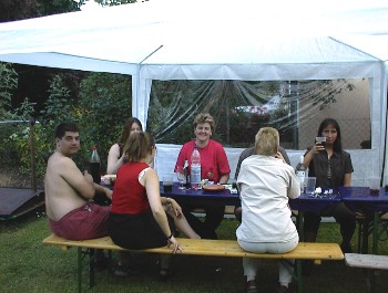 28.07 20:12 Einfach sch�n im Garten!