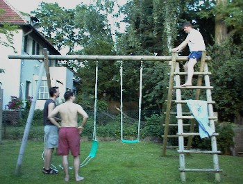 28.07 20:41 Rainer und Robby ermitteln ;o)