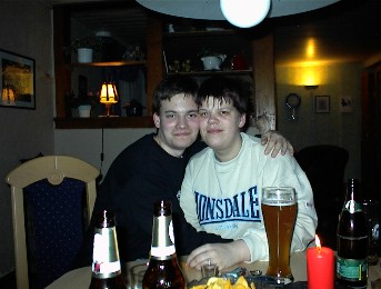 12.01 21:48 Wir sind sooooooo gl�cklich *freu*