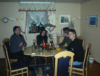 12.01 21:57 Gem�tliches beisammensitzten mit laras Eltern!