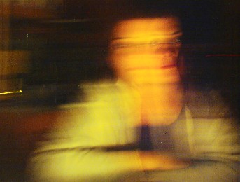 19.01 20:51 lara ... woasn des?