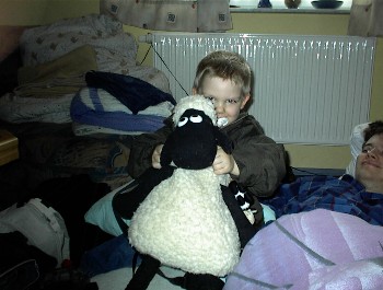 09.03.02 11:20 Nico hat shaun ja sooooo lieb!