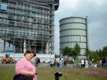 Mein Schatz am 10.05.03 in Eving 35Minuten vor der Sprengung des Gasometers!