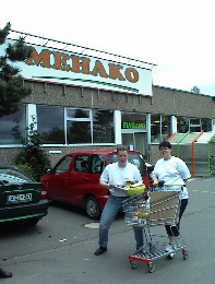 18.05.02 doerk und Ente mit der begehrten Ware :o)