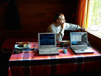 08.06 15:51 Hm.....immer noch net onlinegekommen!