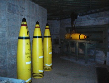 16.06 12:20 Jedes Gescho wiegt 1t und ca. 1,5m hoch!