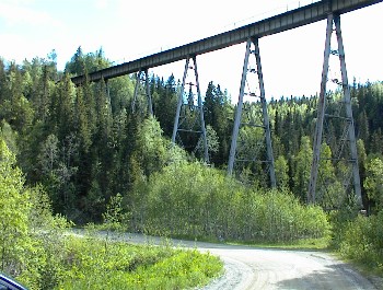 19.06 14:54 Eine Eisenbahnbrcke!
