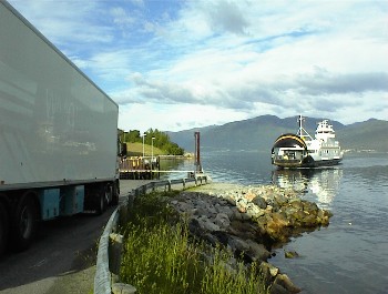 21.06 19:52 Ankunft der dritten Fhre!