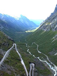 22.06 19:21 Die Serpentinen bei den Trollstigen!