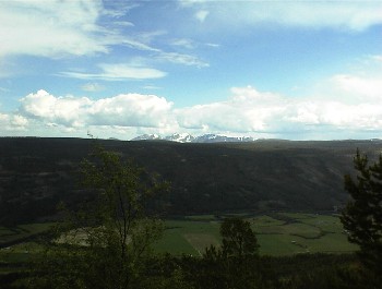 25.06 14:28 Blick ins Tal bei vre Rendal!