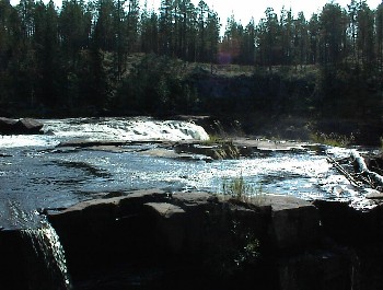 13:21 Ein gro�er Wasserfall!