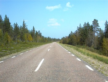 14:03 Schweden hat lange Stra�en!