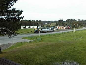 7:05 Am n�chsten Morgen stand ein gro�er LKW dort!