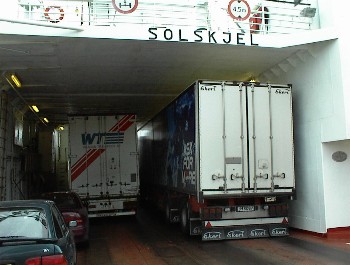 18:23 Und schon wieder auf einer F�hre :o)