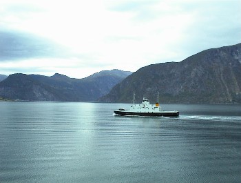 11:45 Die Gegenf�hre!