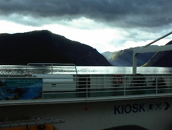 9:00 Vorne Wolken hinten Sonne!