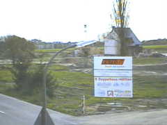 11.11 15:00 Sa: Keine nderungen an dem Haus aus der Ferne zu sehen!