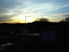 11.12 16:06 Mo: Teils sonnig und trocken!