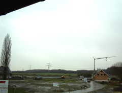 16.12 13:15 Sa: Hier und da ein Schneeflckchen, aber bleibt nix liegen!