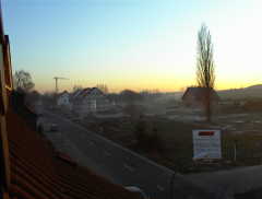 23.12 15:58 Sa: Heute wurde an und in vielen Husern noch gearbeitet!