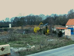 03.04 14:27 Di: Mittig im Bild stand bis gestern noch eine Pappel (siehe oben)!