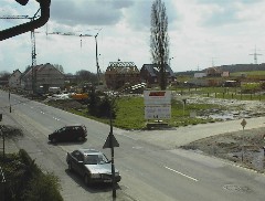 07.04 13:45 Sa: Hm was macht denn ein bayrisches Auto hier *gg*(Insider)!