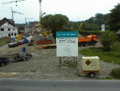 28.05 13:22 Mo: Heute wurde ein Bagger abgeholt!