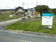 11.07 11:45 Mi: Vorne Links: Haus und Garage werden verklinkert!