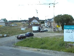 13.07 12:06 Fr: Die Garage verschwindet hinter dem weien Haus!