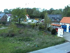 29.04 12:36 Mo: Der Viererblock hat schon ein fertiges Dach!