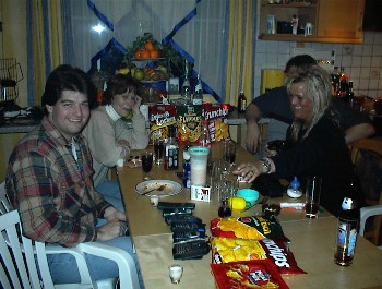 24.02 19:14 Hallo an alle anderen *wink*!