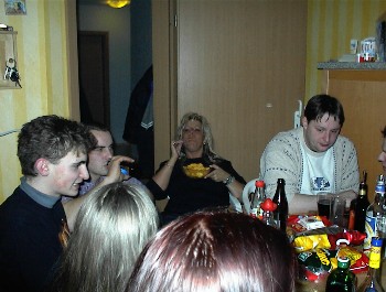 24.02 23:43 Kurz vor Mitternacht.....