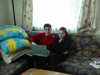 25.02 14:33 Die beiden sind einfach unzertrennlich!