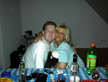 11.05 23:35 Ja ... so is fein!