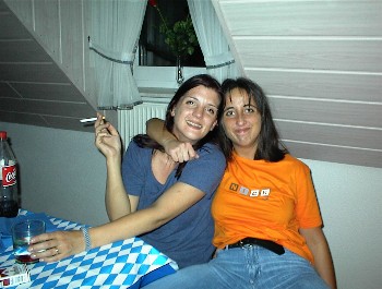 11.05 23:36 Na Ihr zwei S��en