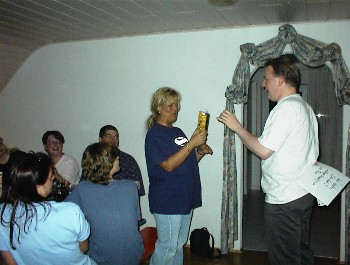 12.05 ...und vorbereitet: Eine Moorhuhnhandytasche...